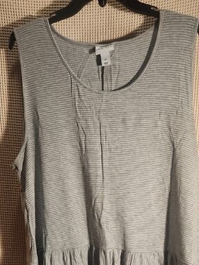 Ava & Viv Light Gray Striped Sleeveless Tunic